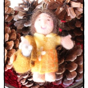 羊毛フェルト天使人形～太陽神経叢強化
